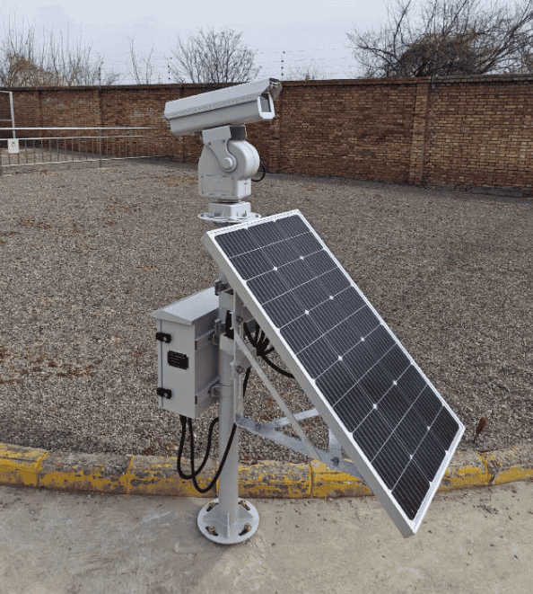 自動激光驅(qū)鳥器，一旦發(fā)現(xiàn)飛鳥就會觸發(fā)驅(qū)趕機制